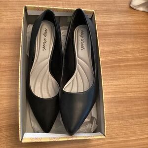 Easy Street Black Pumps Size 10 Wide New Shoes